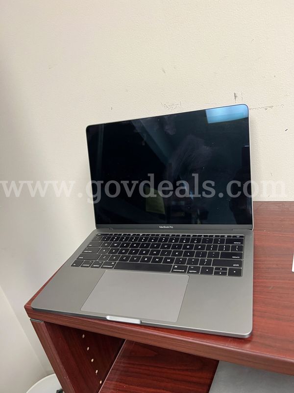 MacBook Pro **NO HDD/SSD or Motherboard