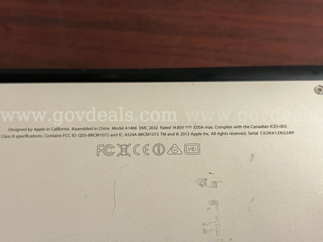 MacBook Air **NO HDD/SSD