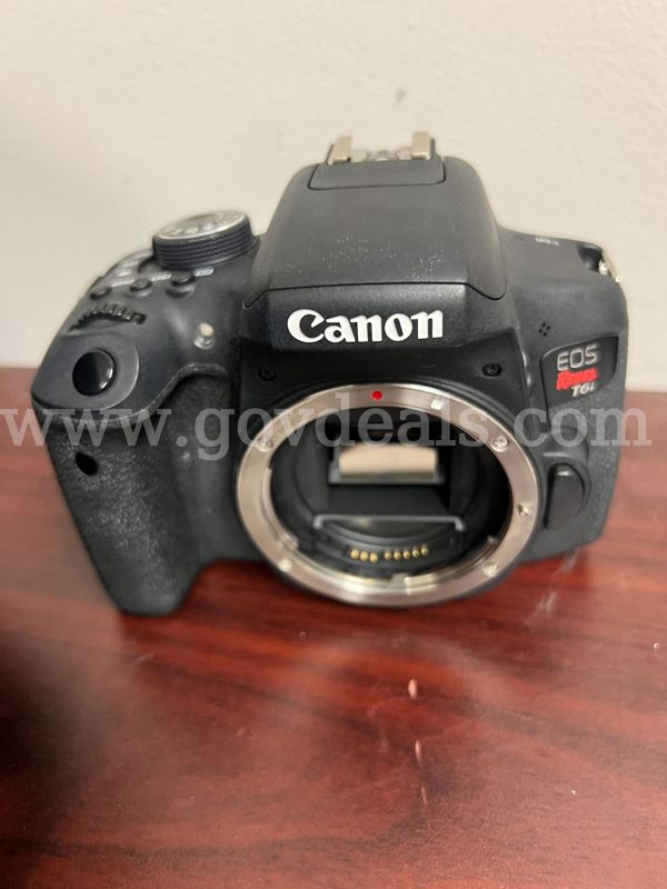 Canon EOS Rebel T6i with Accessories