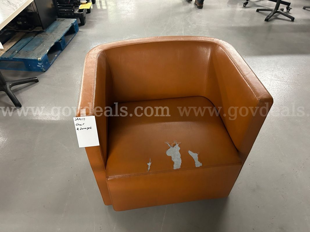 Chair DAMAGED