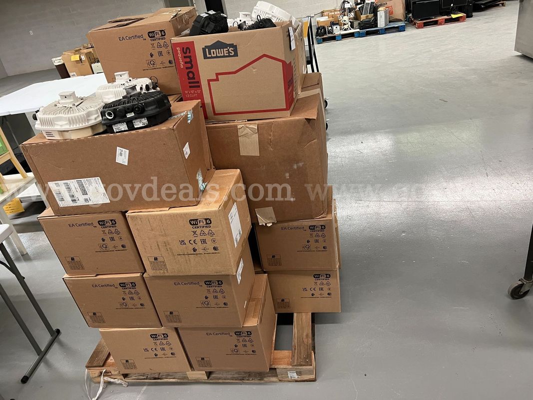 Pallet Aruba Networking Equipment