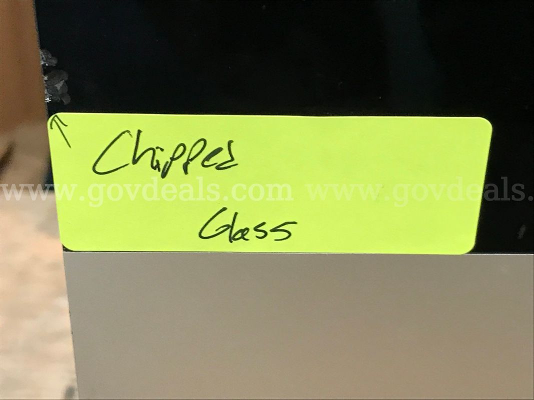 27" iMac **Chipped Glass