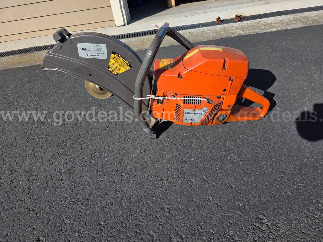 Pallet of miscellaneous fire & EMS equipment