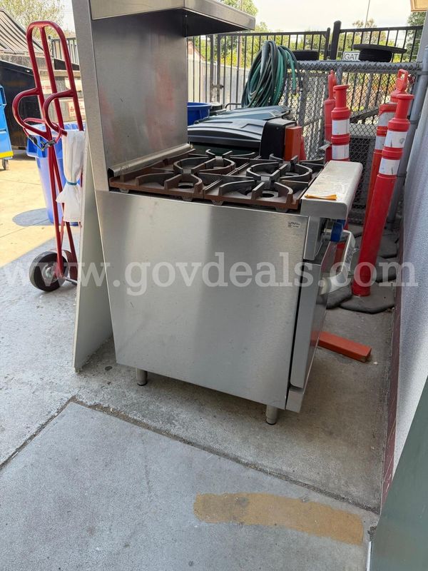 Imperial IR-4 Restaurant Series range, 24", gas - working condition