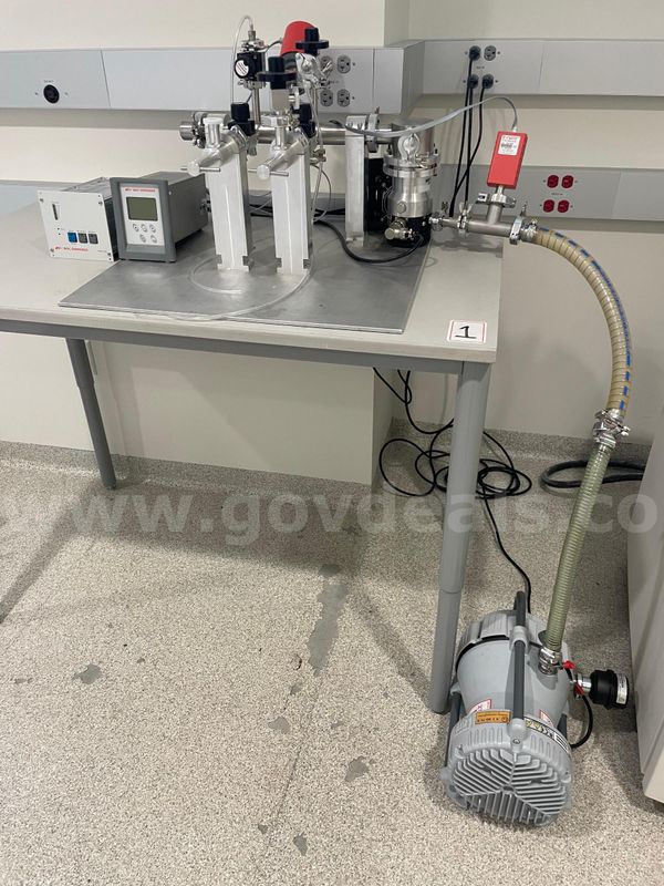 Pumping station for FEI (ThermoFisher Scientific) cryoholders U3449