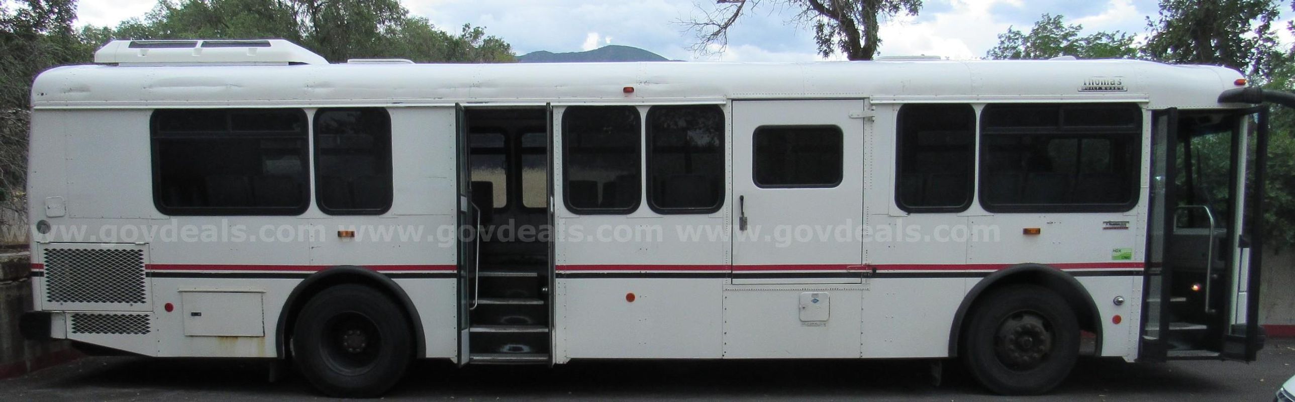 2016 Thomas Transit Bus 130YN w/ Wheelchair Lift CNG V04734 U3534