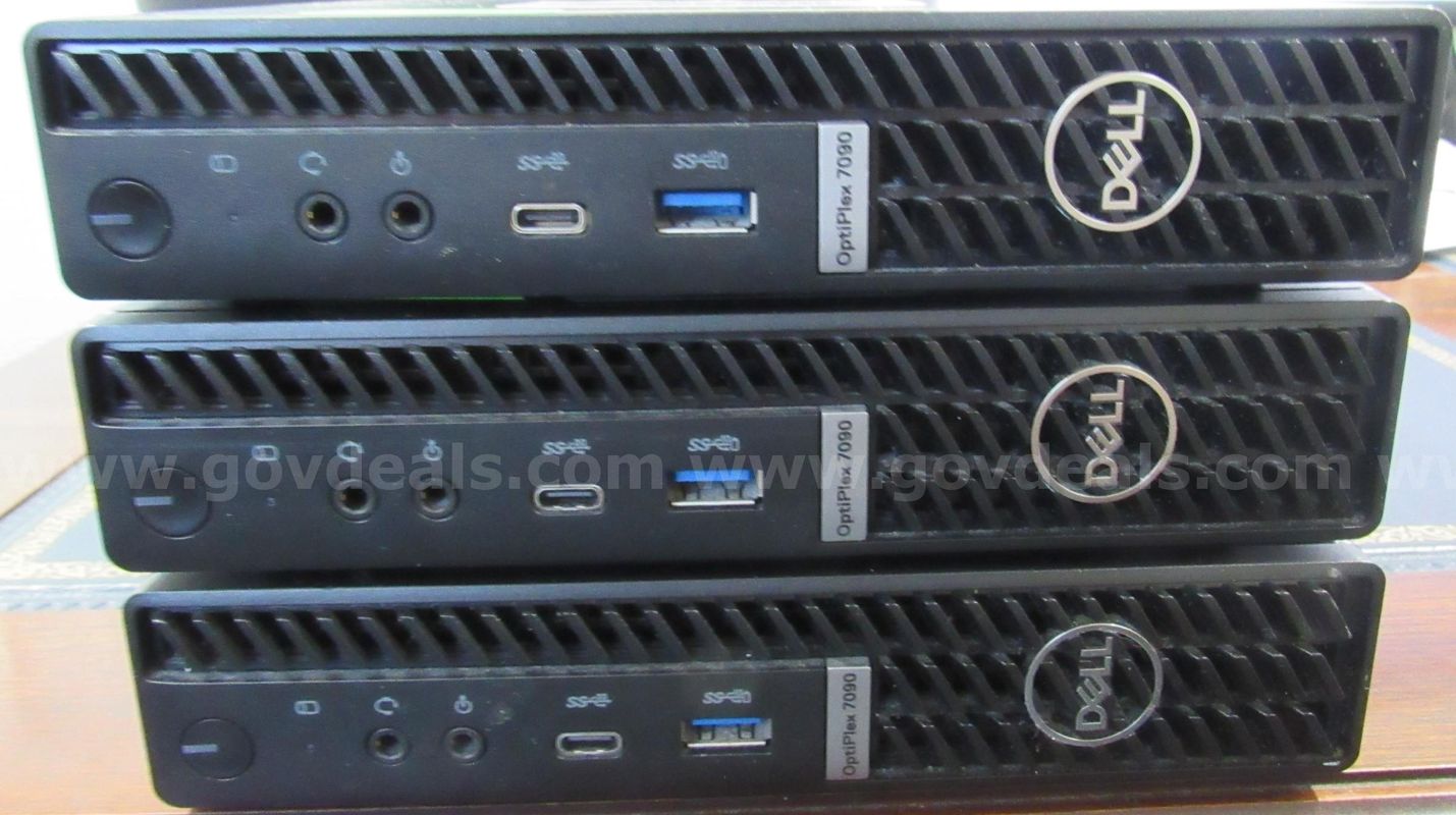 Lot of 3 OptiPlex 7090 U3582 - S32