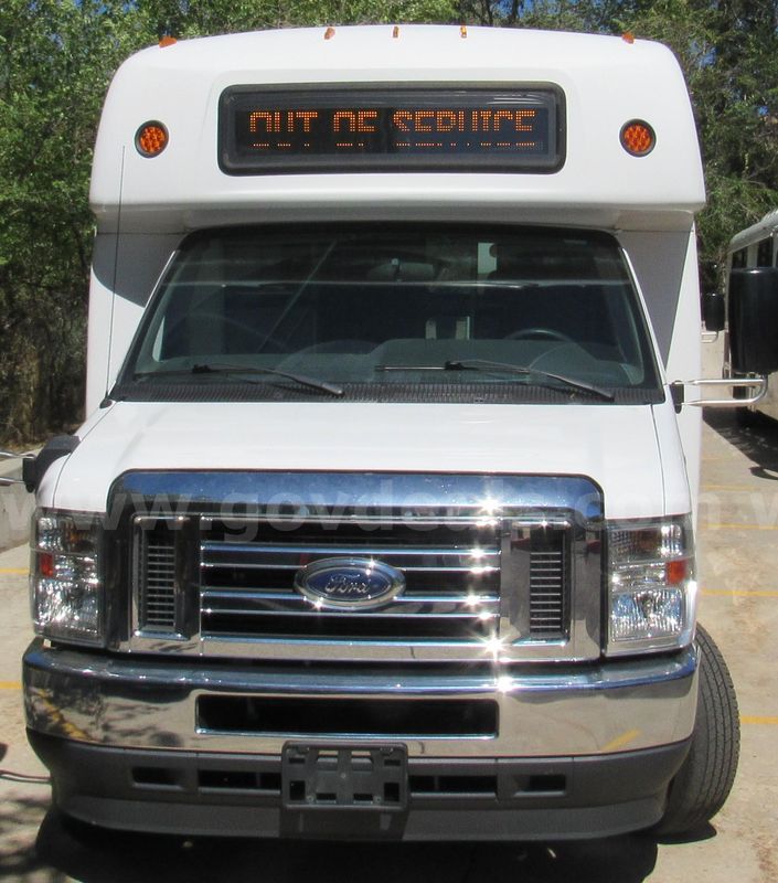 2021 Ford Econoline E450 Elkhart Cutaway Bus with Wheelchair Lift U3583 VO6426
