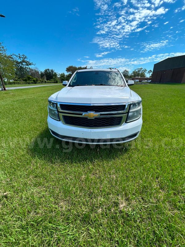 2015 Chevrolet Tahoe (1 of 8)
