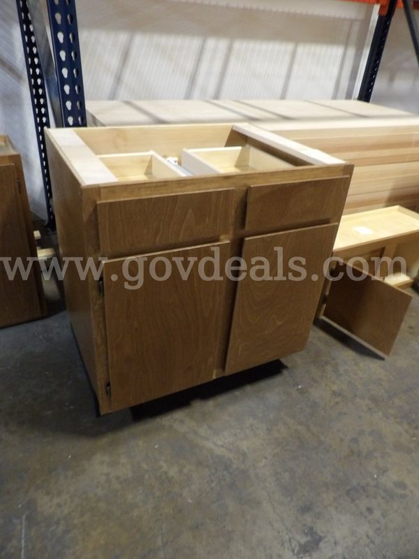 3 - Base Cabinets *NEW*