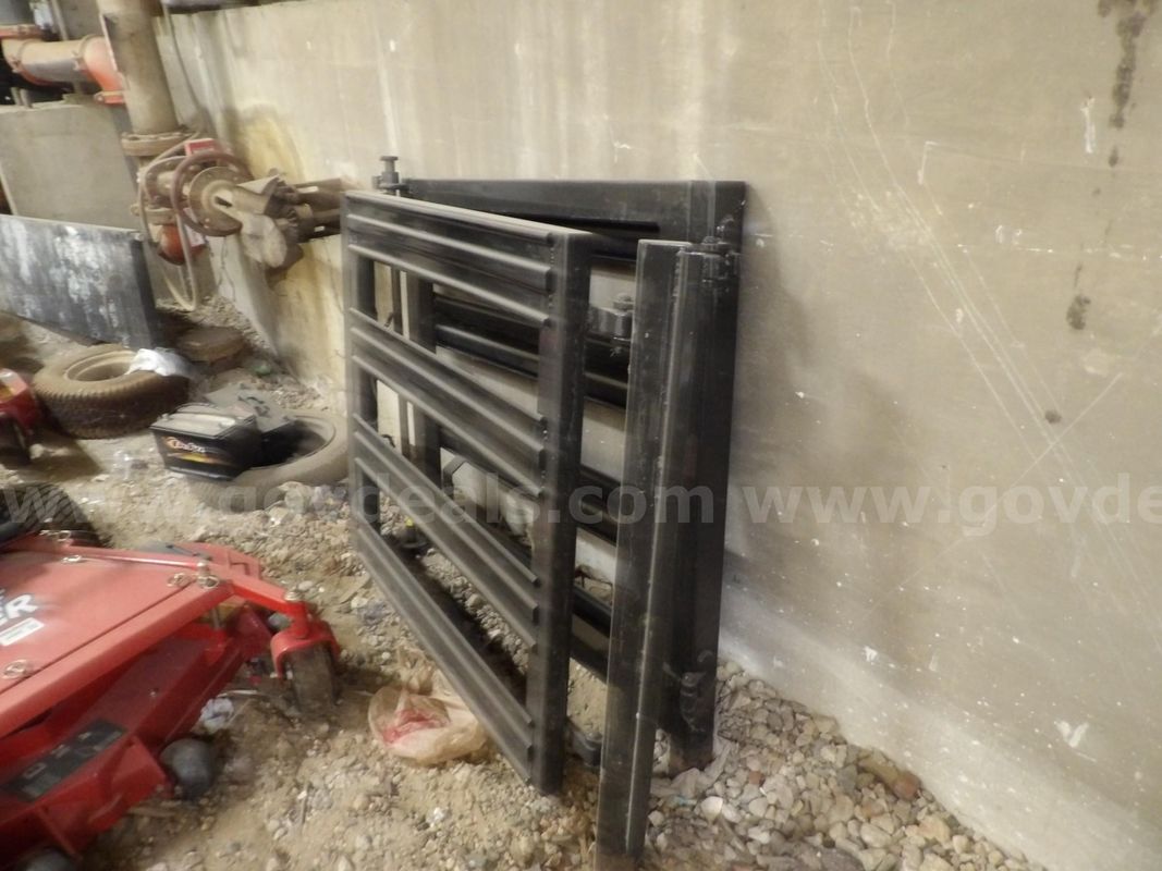 Truck Tailgate Doors
