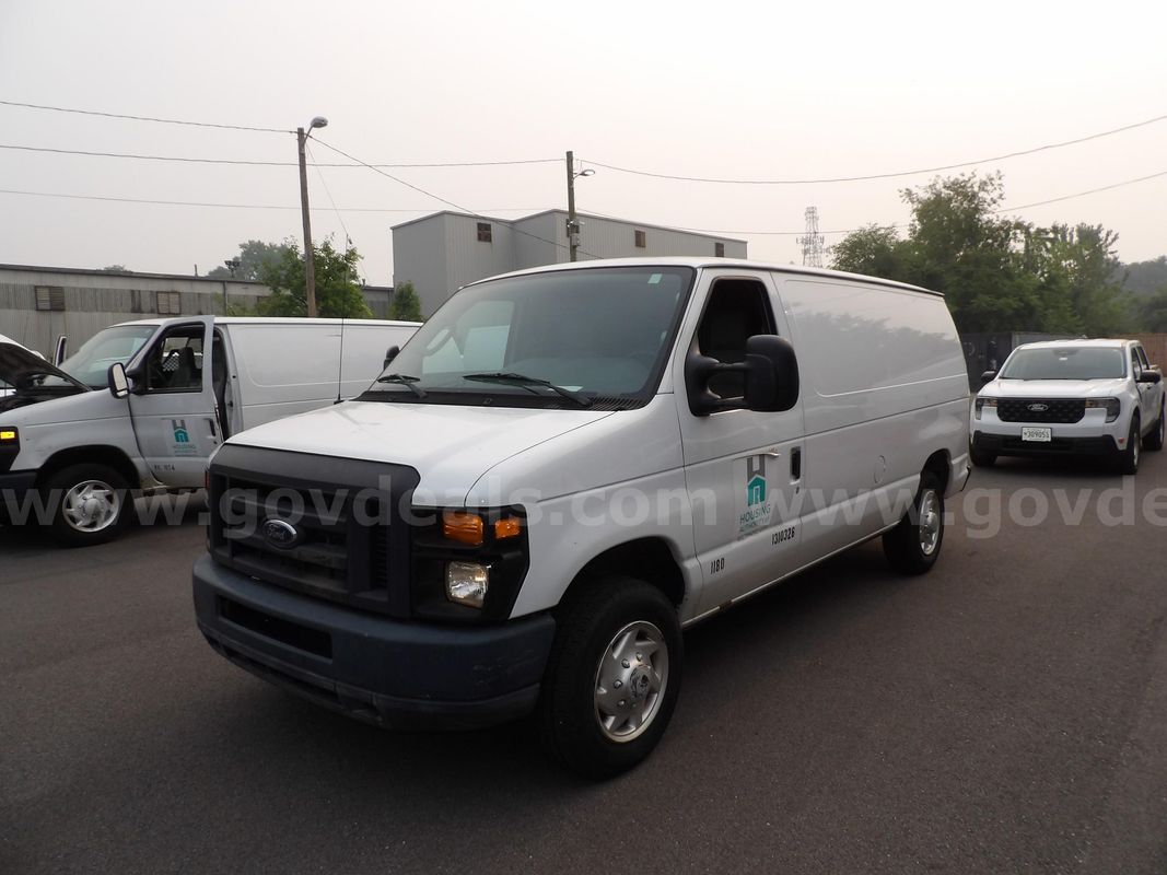 2013 Ford Econoline with Rear Shelving (VERY LOW MILES)