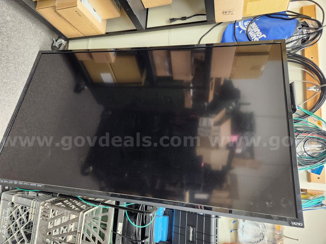 70" VIZIO SMART TV