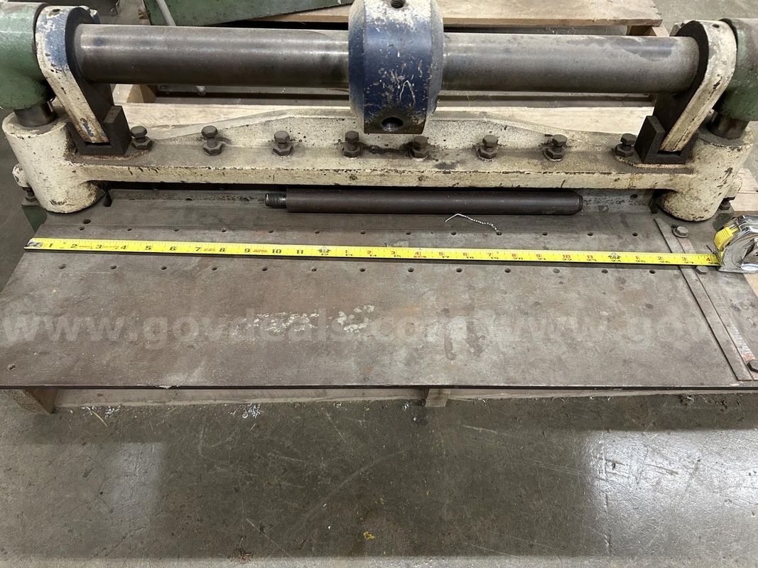 24" Metal Shear