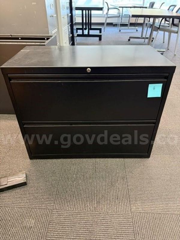 (1) 2 Drawer Black  Lateral File Cabinet - No key