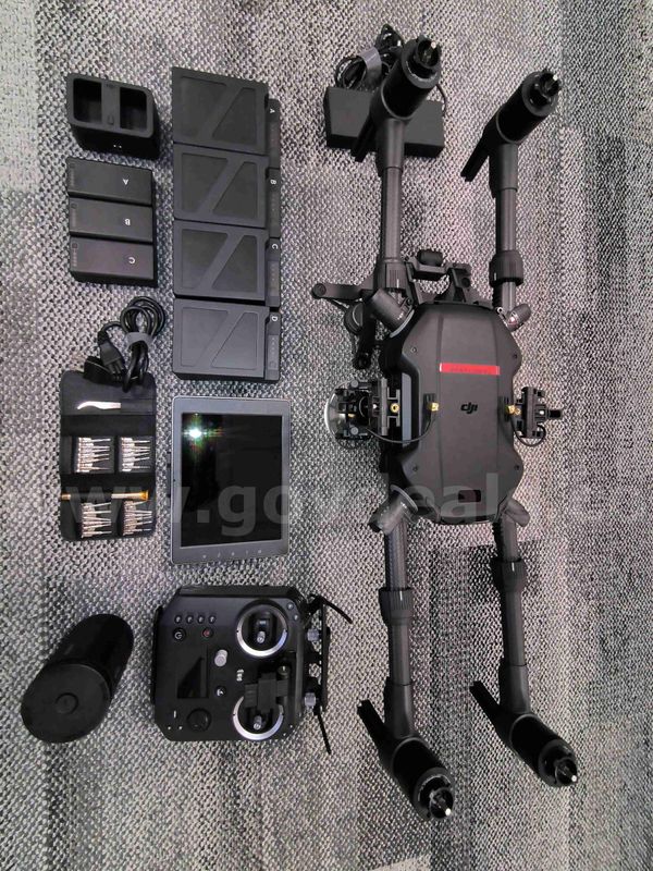 DJI Matrice 210 RTK-G Drone Package – Untested with Cameras & Batteries