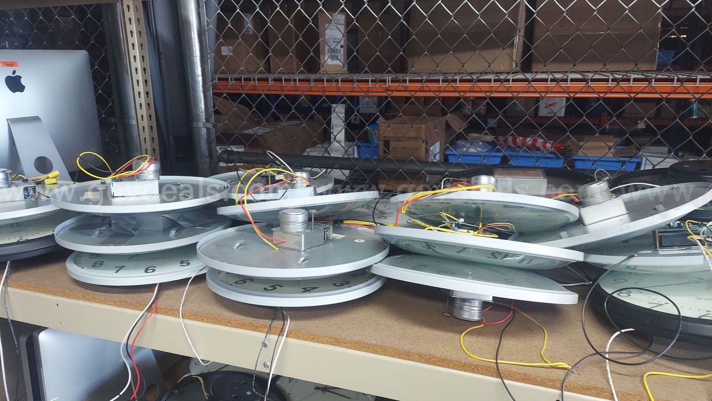 LOT OF STANDARD AND AMERICAN TIME CLOCKS