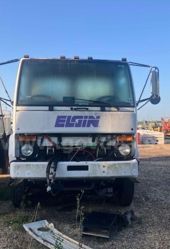 2003 Sterling SC8000 Elgin Eagle F Sweeper