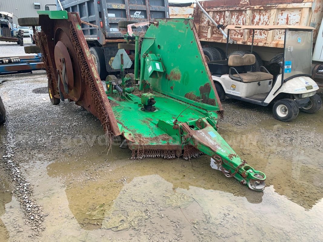 John Deere Bush Hog
