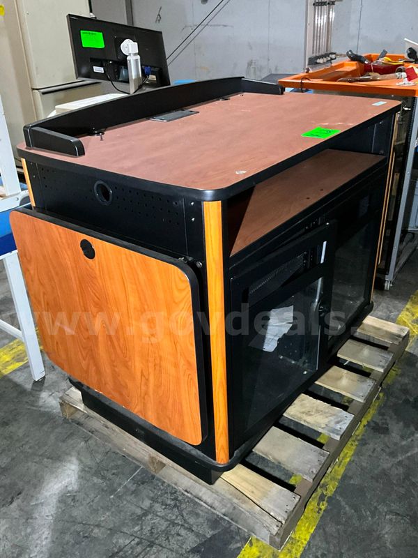 Podium, MultiMedia