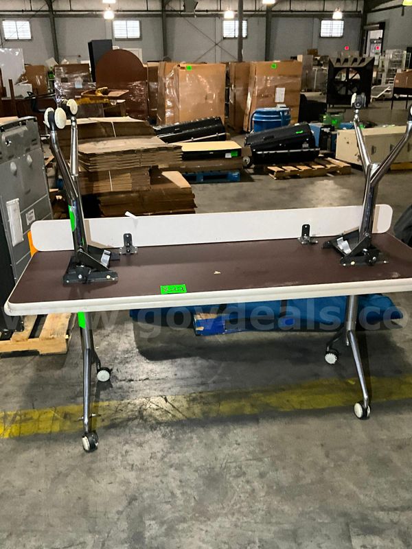 Table (2 pcs)