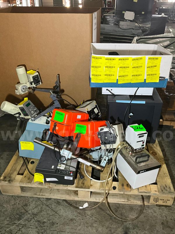 Medical Equipment (29 pcs)