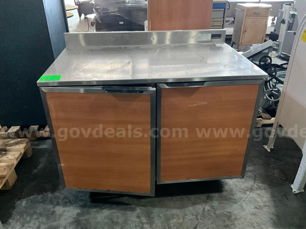 Kitchen Equipment, Rolling