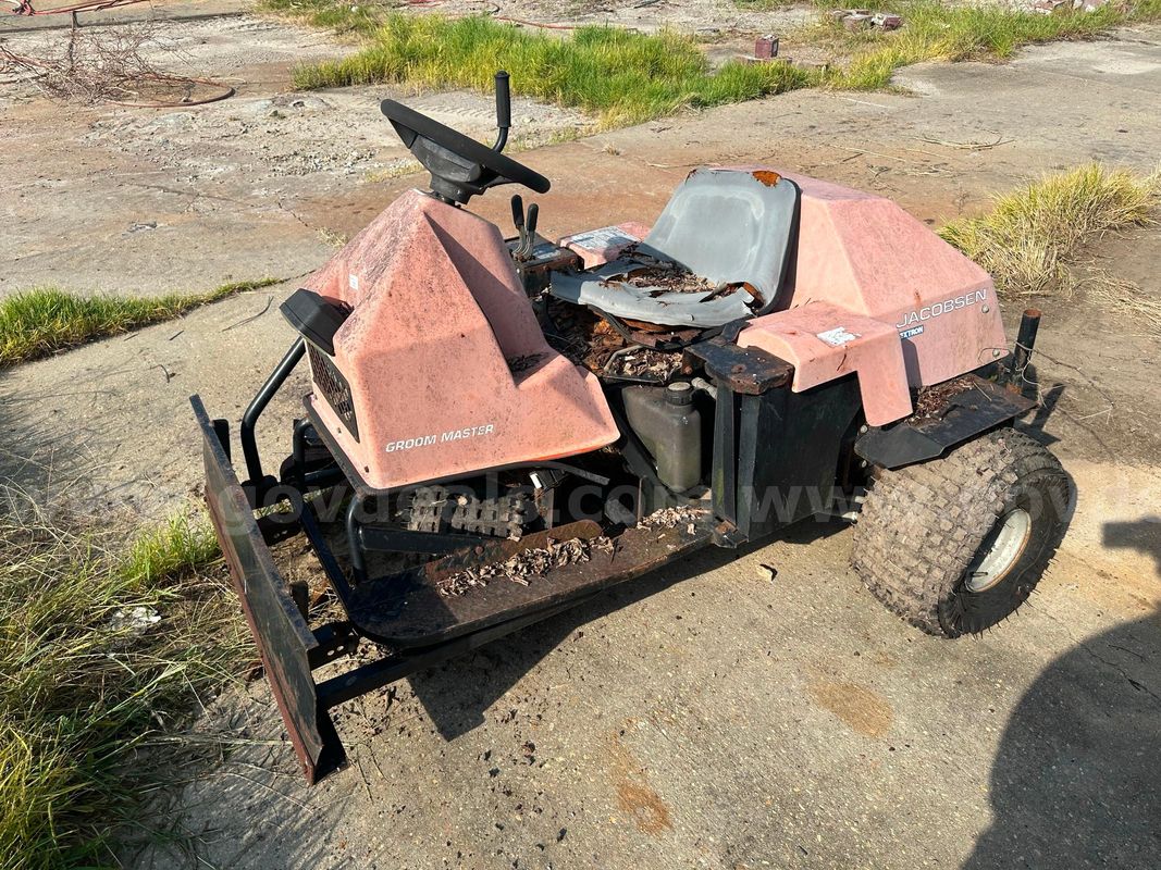 Jacobsen Groom Master