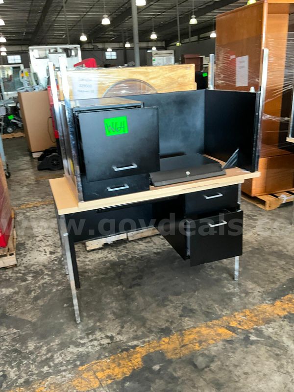 Desk (2 pcs)