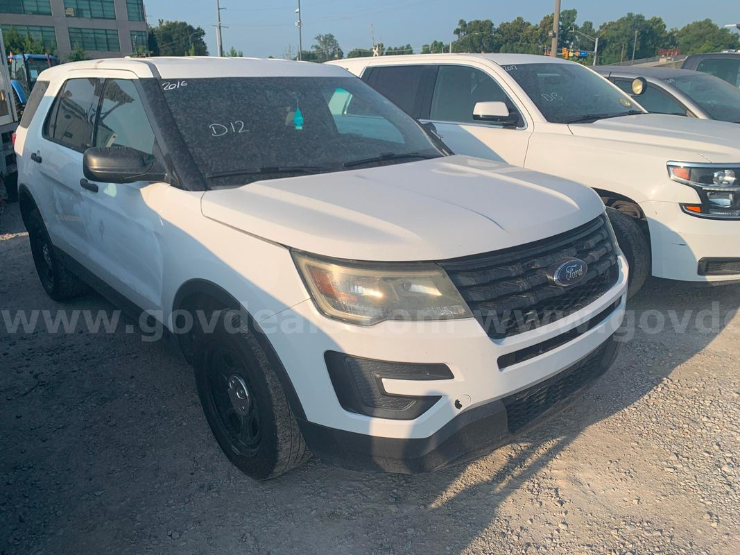 2016 Ford Explorer