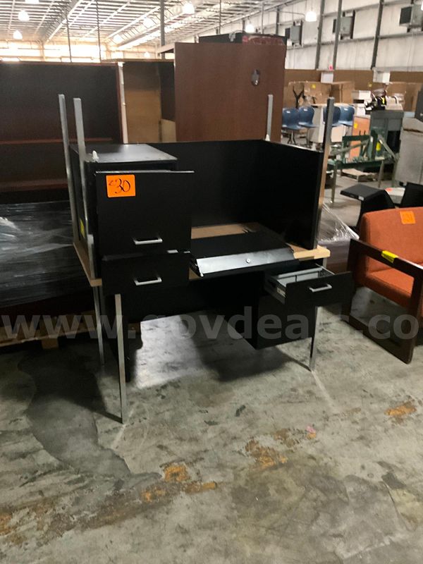 Desk (2 pcs)