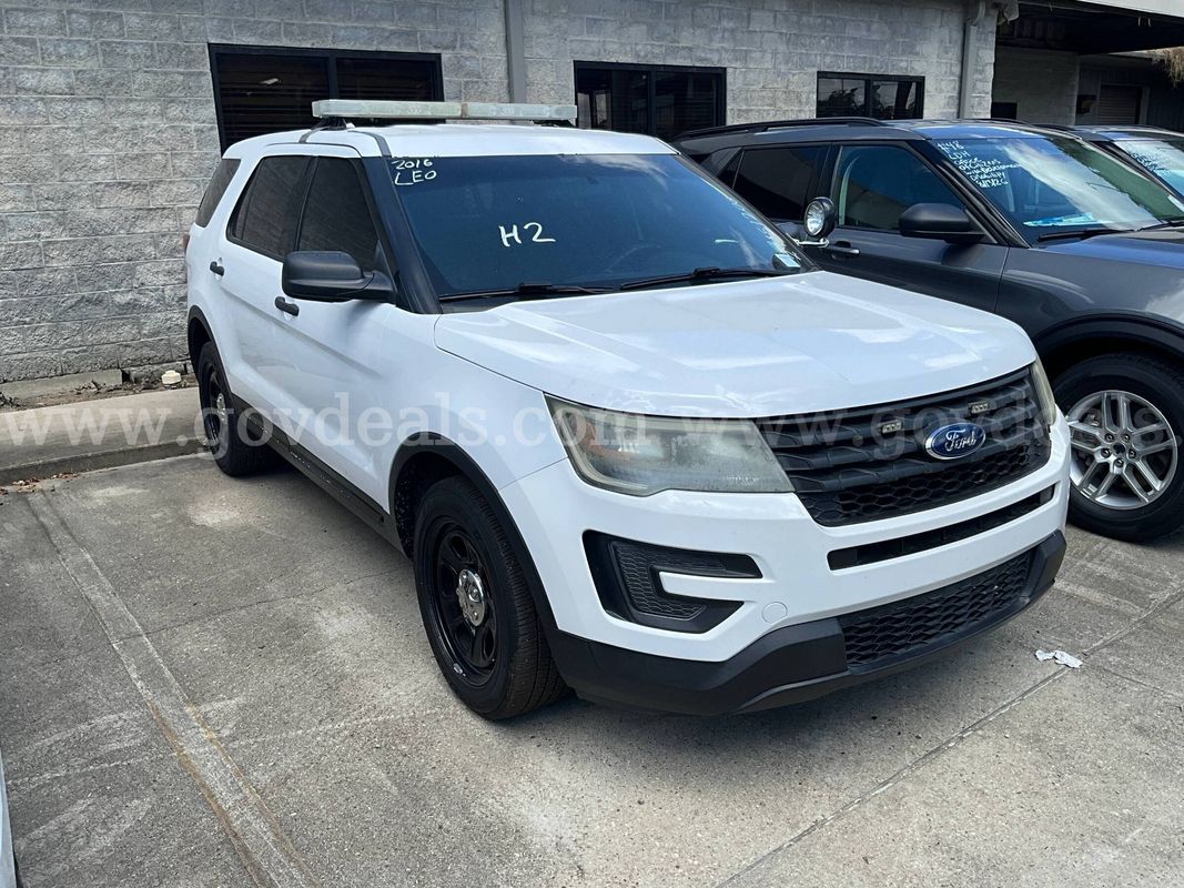 2016 Ford Explorer