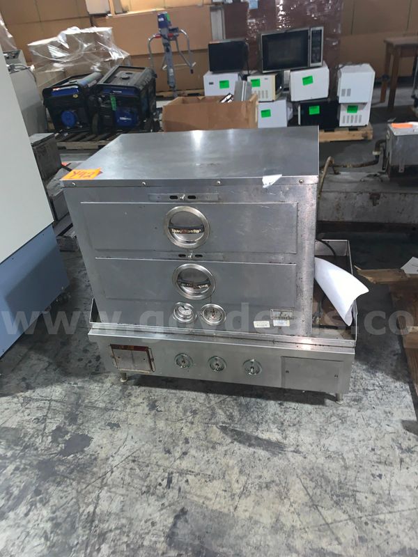 Kitchen Equipment (2 pcs)