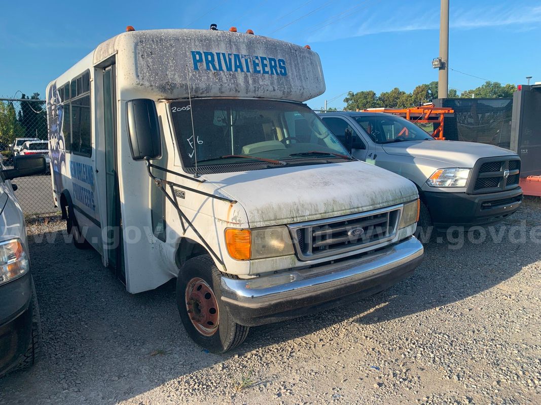 2005 Ford Econoline