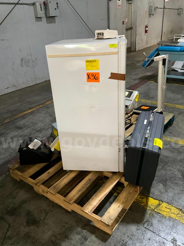 Lab Equipment (6 pcs)