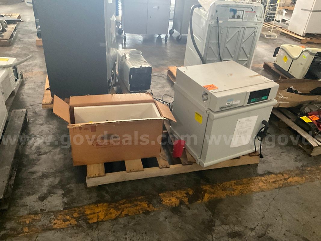 Lab Equipment (5 pcs)