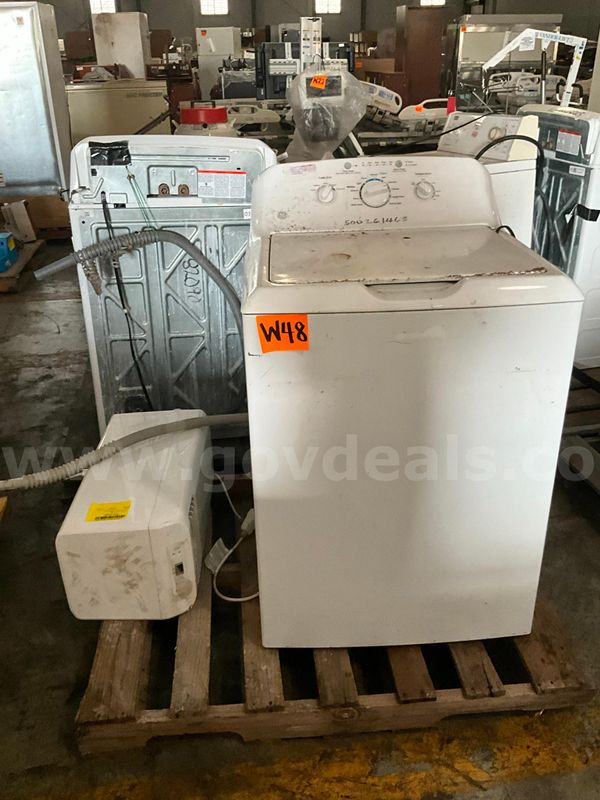 Washer & A/C Unit