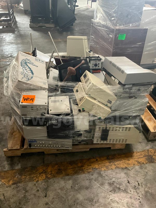 Lab Equipment Pallet