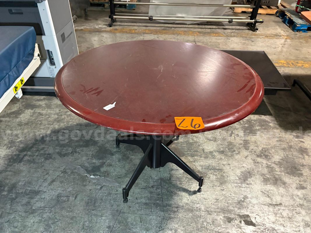 Table, Round Wood