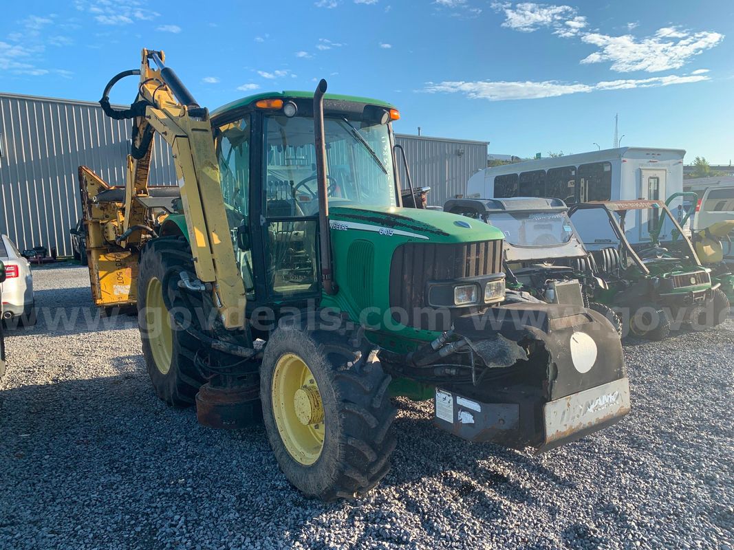 JOHN DEERE TRACTOR (DIESEL)