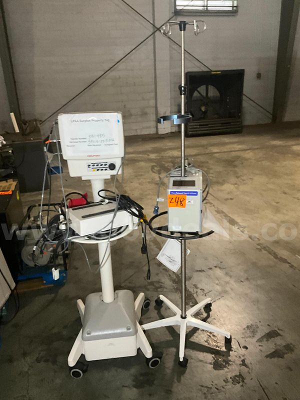 Medical Equipment, Rolling (2 pcs)