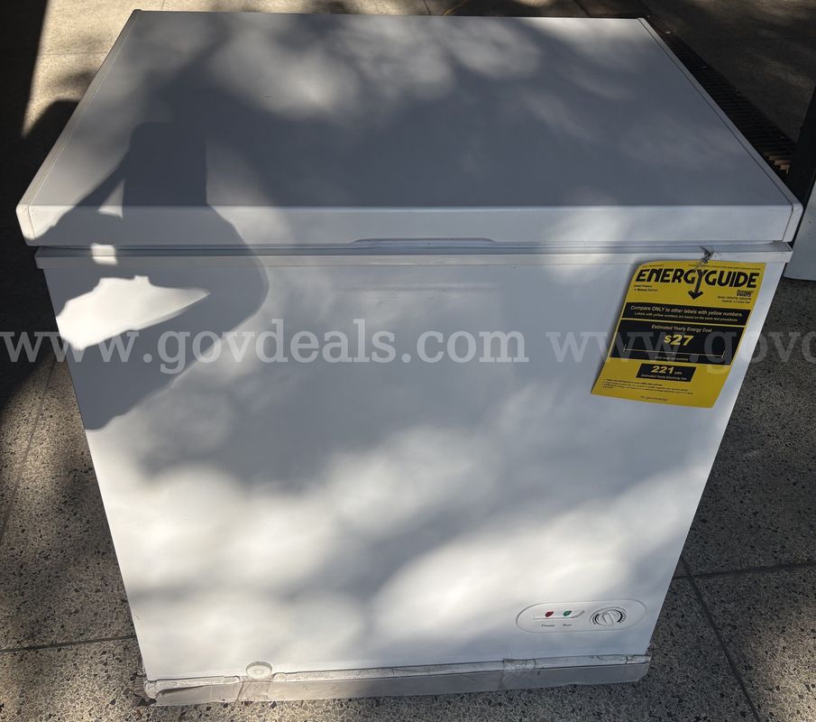 Montgomery Ward Chest Freezer/Refrigerator