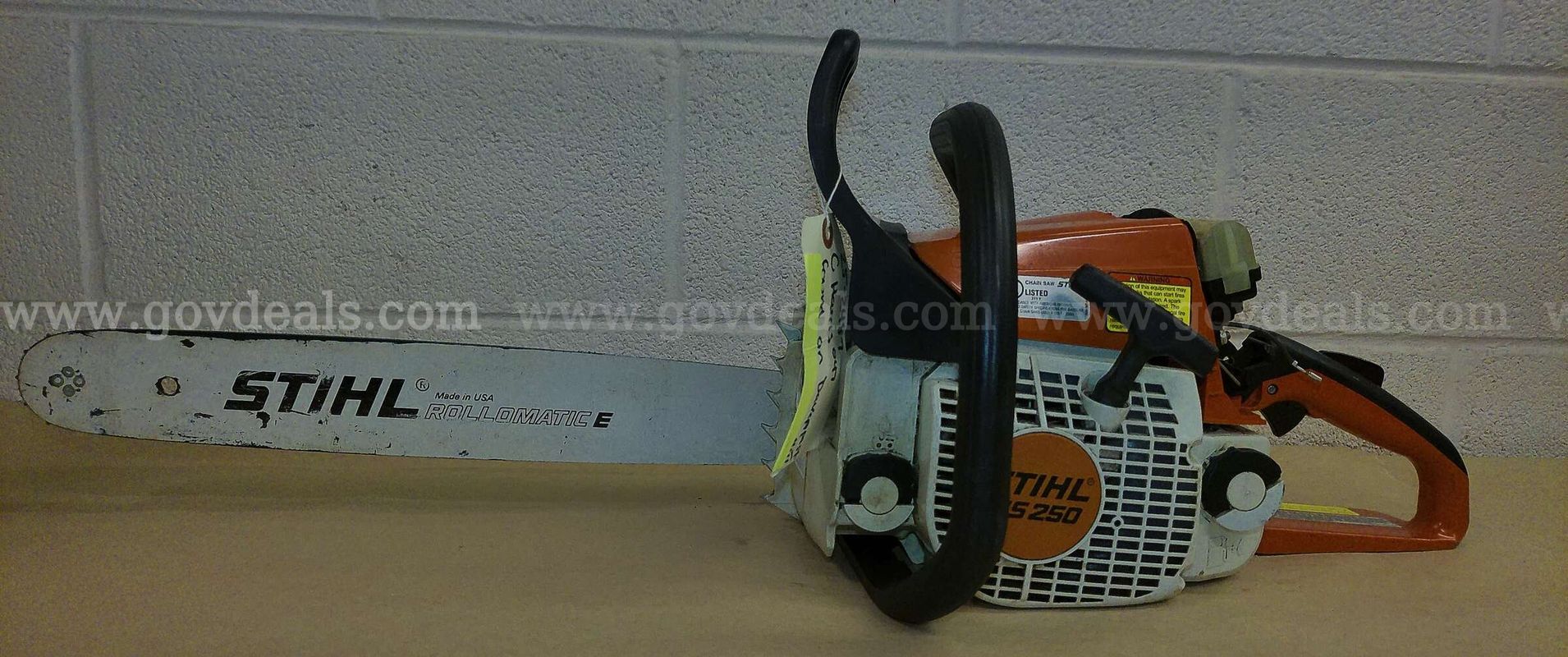STIHL M5 250 Chainsaw