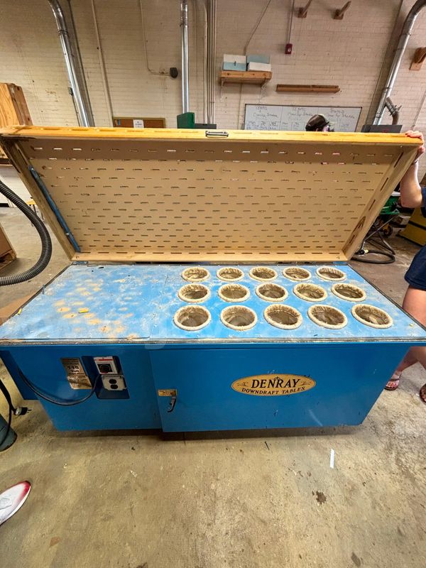 Deray Downdraft table