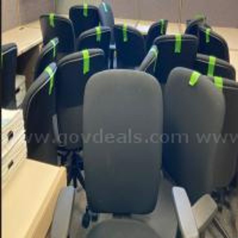 Quantity 22 Rolling Office Chairs