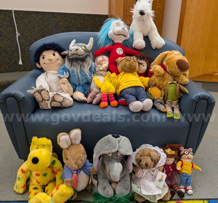 Bookish Stuffed animals - approx 16 items