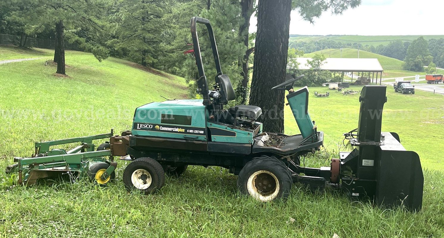 1999 Lesco Mower