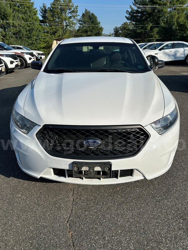 2015 Ford Taurus