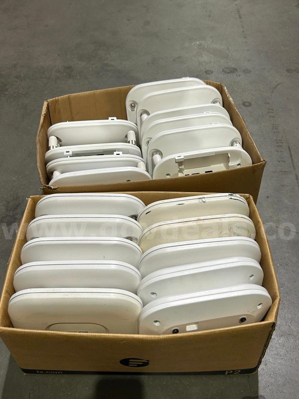 Various Cisco Aironets
