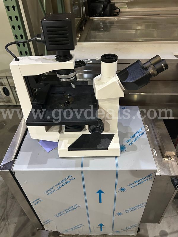 Microscope